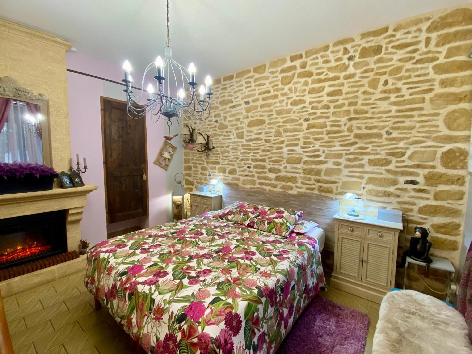 O Clair De Lune: Sarlat Retreat with Private Parking, Heated Pool & Wellness Spa Exterior photo