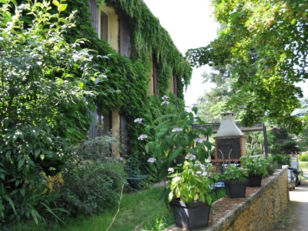 O Clair De Lune: Sarlat Retreat with Private Parking, Heated Pool & Wellness Spa Exterior photo