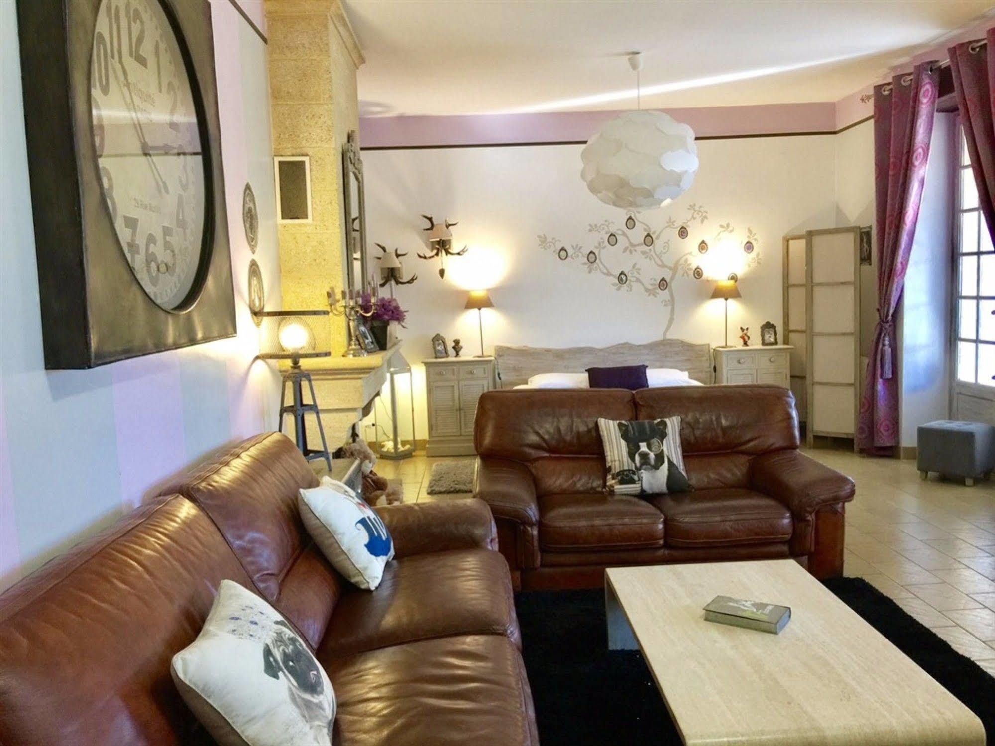 O Clair De Lune: Sarlat Retreat with Private Parking, Heated Pool & Wellness Spa Exterior photo
