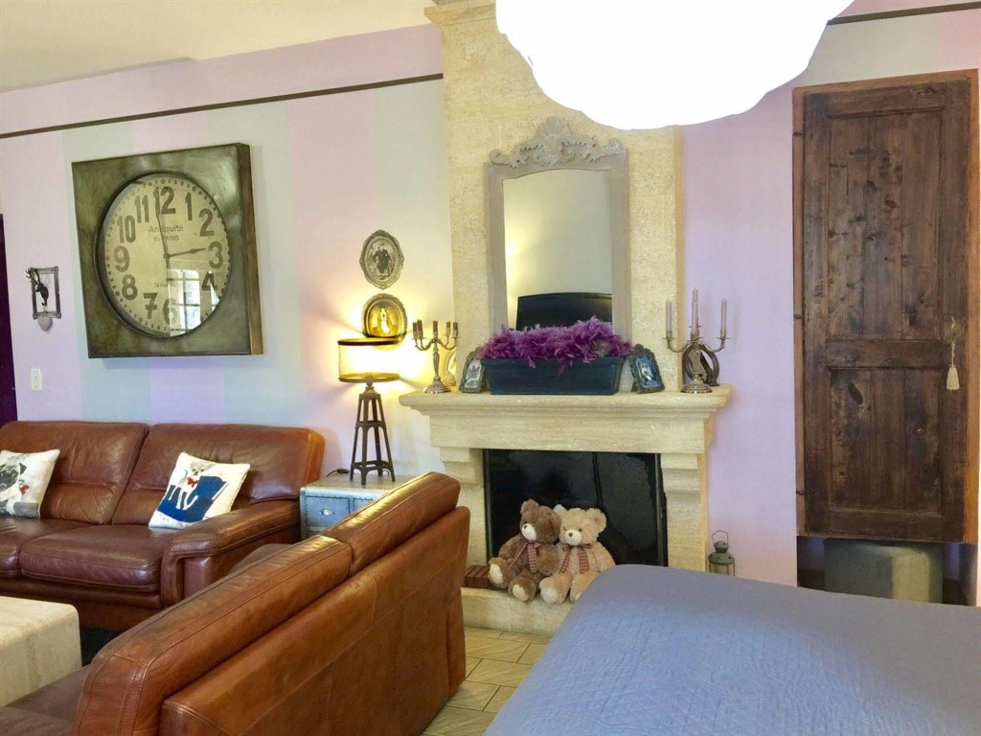 O Clair De Lune: Sarlat Retreat with Private Parking, Heated Pool & Wellness Spa Exterior photo